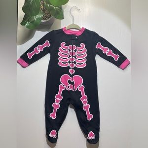 Infant Girls | Halloween Footed Pajamas | Skeleton Print |6-9 Months